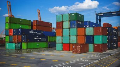 Développement international d’un réseau de franchises : aspects juridiques