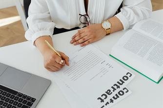 Comment analyser un contrat de franchise avant de s'engager ?